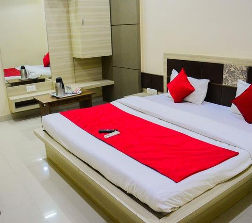 Hotel Blue Star