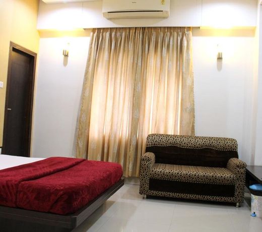 Hotel Aarya Inn