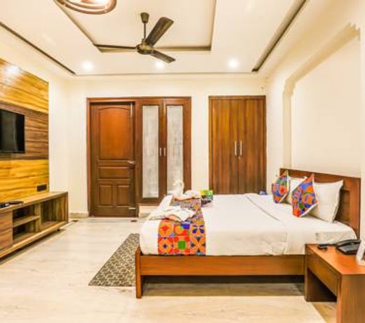 OYO 7785 Kumar Residency