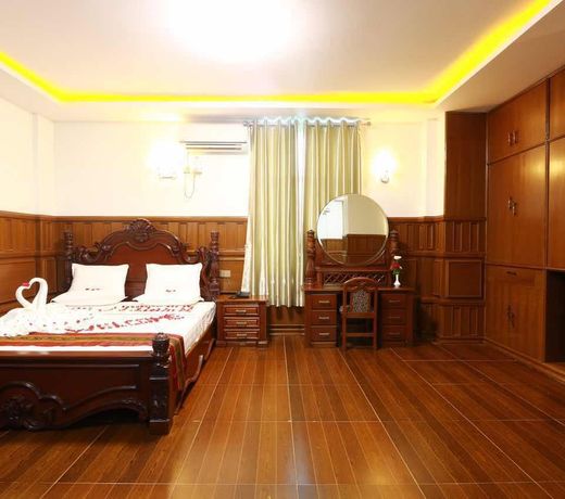 New Tiger Hotel