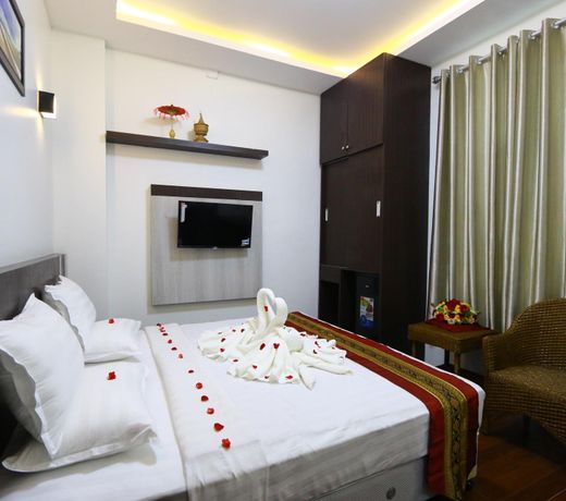 New Tiger Hotel