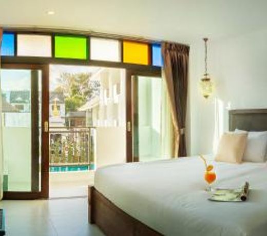 Ai Pai Hotel