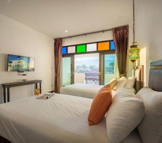Ai Pai Hotel