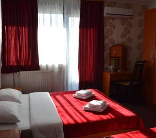 Hotel Turist 98