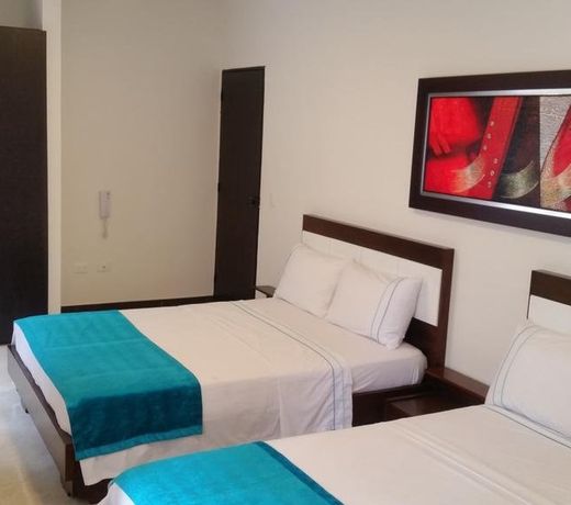 Hotel Manantial