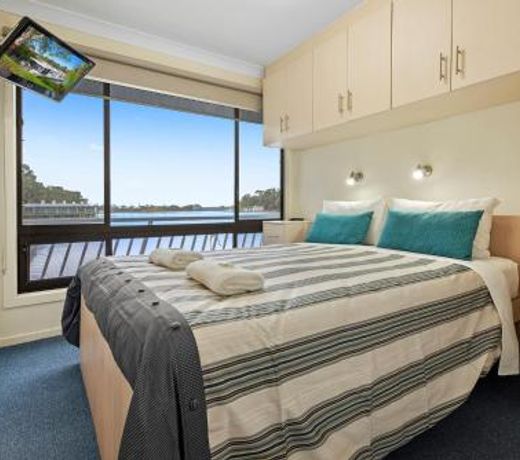 Renmark River Villas and Boats & Bedzzz
