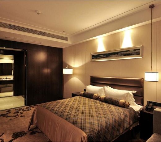 Purple Gold Hotel