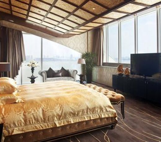 Crowne Plaza Suzhou, an IHG Hotel
