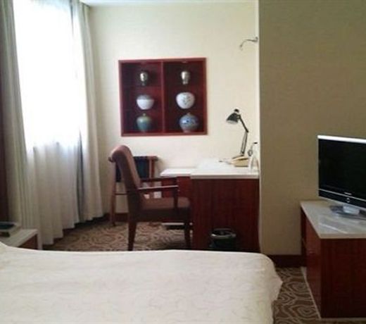 SCHOLARS HOTEL PAN MEN