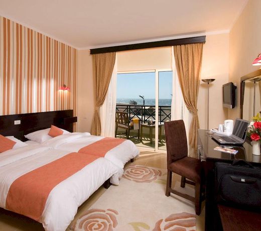 SeaSun Hotel
