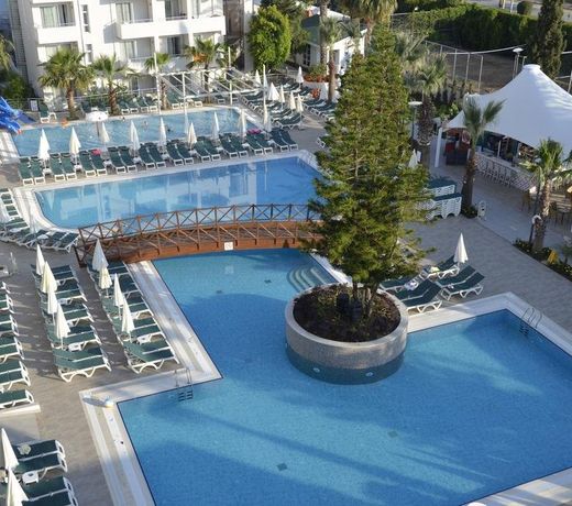Side Resort Hotel