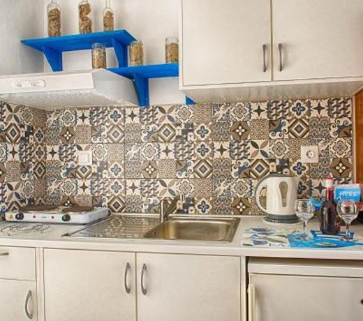Antoniadi Rooms