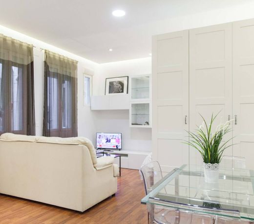 For You Rentals Plaza Dos de Mayo Apartment DP13