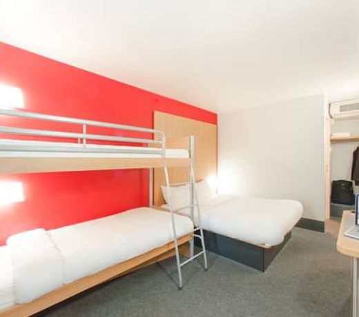 B&B HOTEL Louveciennes