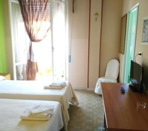 Hotel Simon