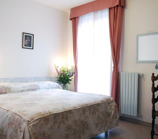 Hotel Piemontese