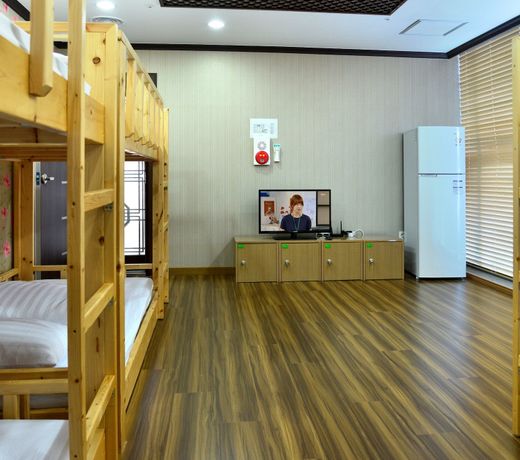 Seom Guesthouse - Hostel