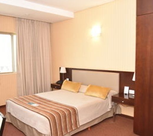 Hotel Tower Inn & Suites