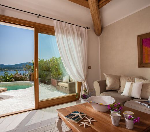 Villa del Golfo Lifestyle Resort