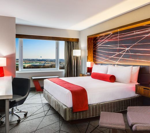 Crowne Plaza JFK Airport New York City, an IHG Hotel