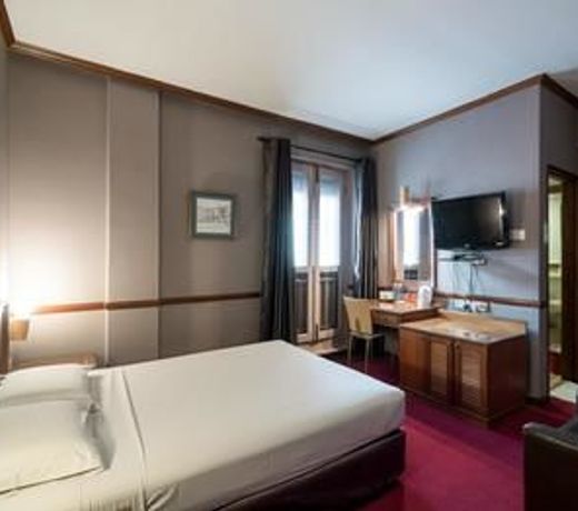 Four Chain View Hotel