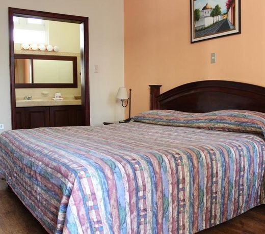 Hotel PensiÃ³n Bonifaz