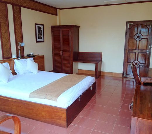 Pakse Hotel & Restaurant