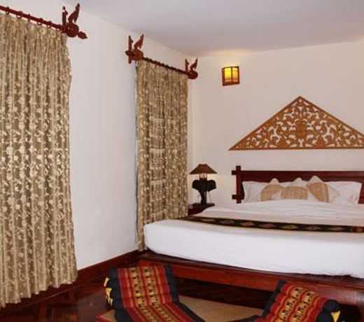 Chanthapanya Hotel