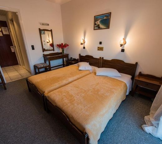 Hotel Anthousa