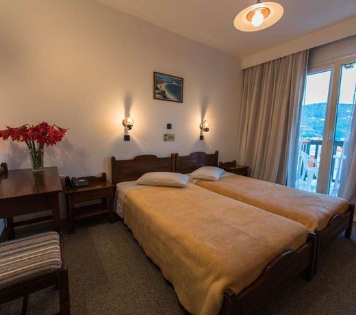 Hotel Anthousa