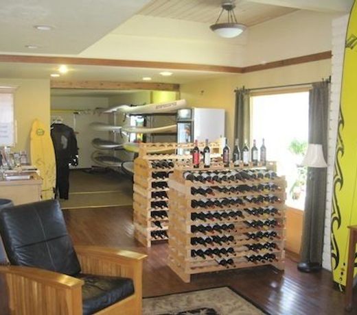 Inn of the Beachcomber