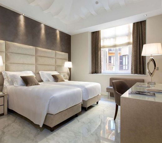 Aleph Rome Hotel, Curio Collection By Hilton