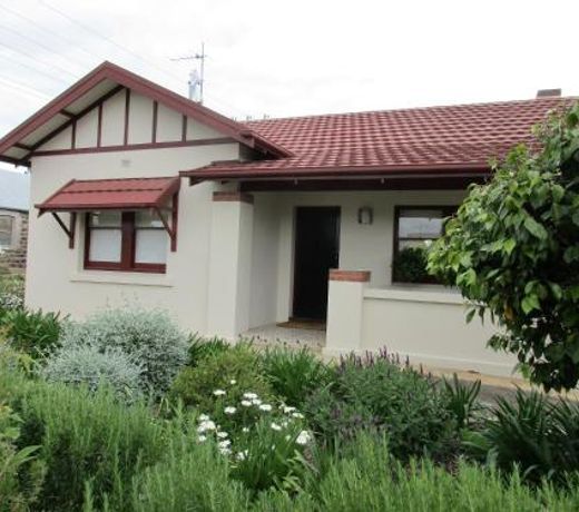 Mataro Cottage