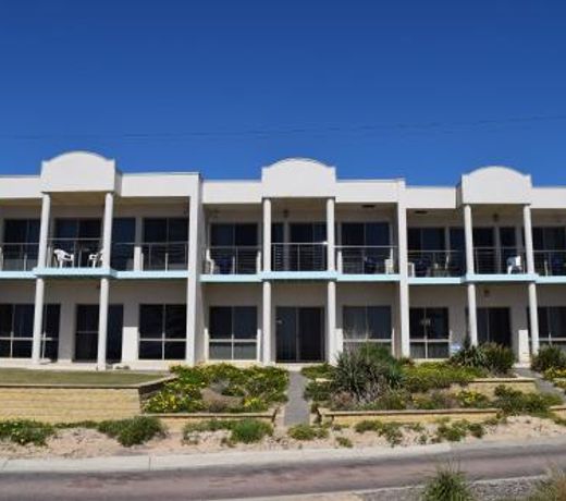Christies Seahorse Holiday Townhouses