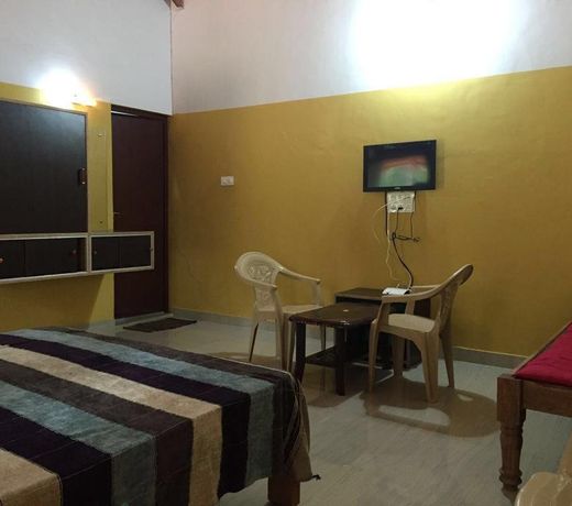 Silver Shadow Homestay