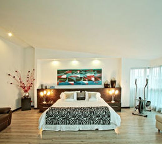 Habitat Suites Hotel