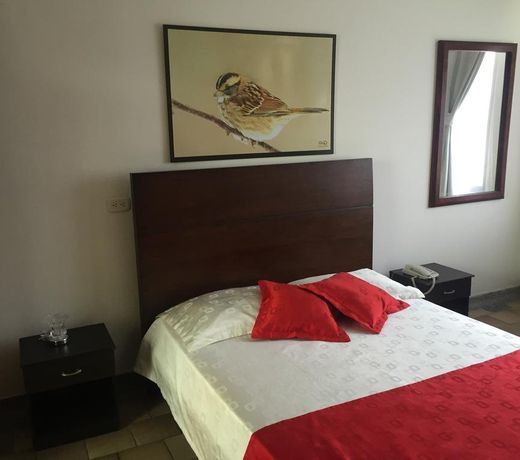 Hotel Catalina Plaza