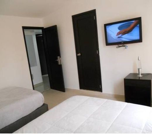 HOTEL AVENIDA CIRCUNVALAR
