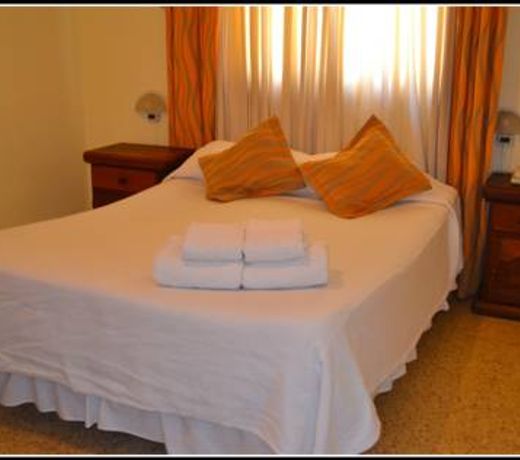 Alas Hotel