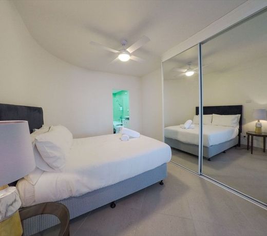 Manly Stay LUX Apartments