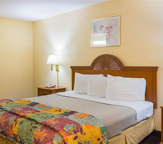 Motel 6-Hannibal, MO