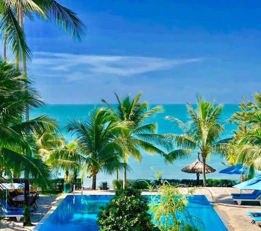 Ravenala Boutique Resort