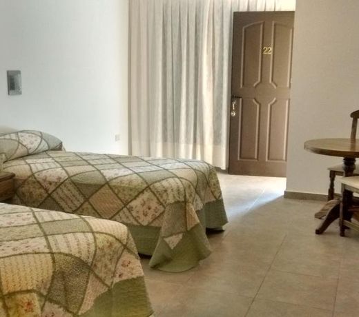 Family Inn