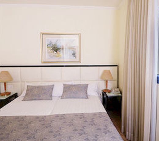 Abratel Suites Hotel