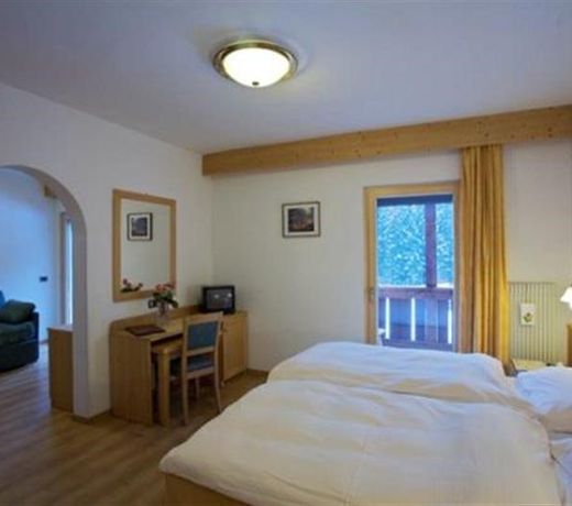 Hotel Diana