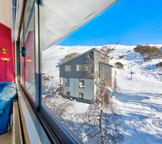 Snow Ski Apartments 14