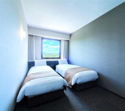 Minamisenri Crystal Hotel