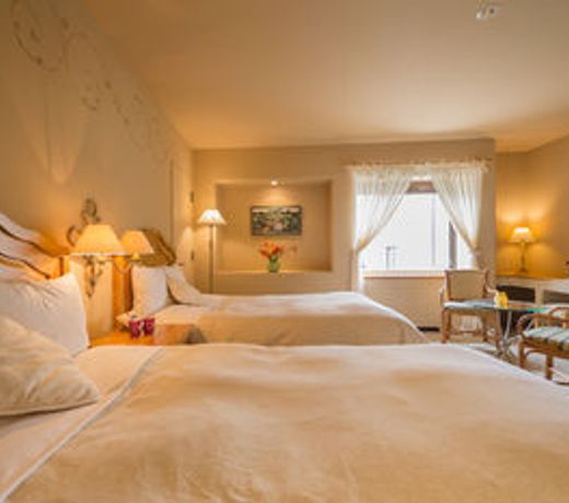 Poppy Springs Resort & Spa