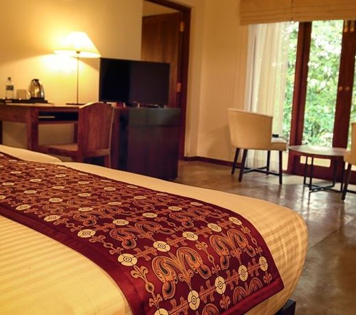 Kings Pavilion Luxury Hotel