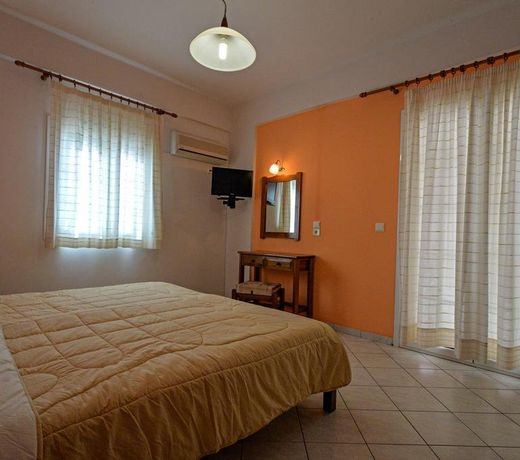 Hotel-apartment Aiolos